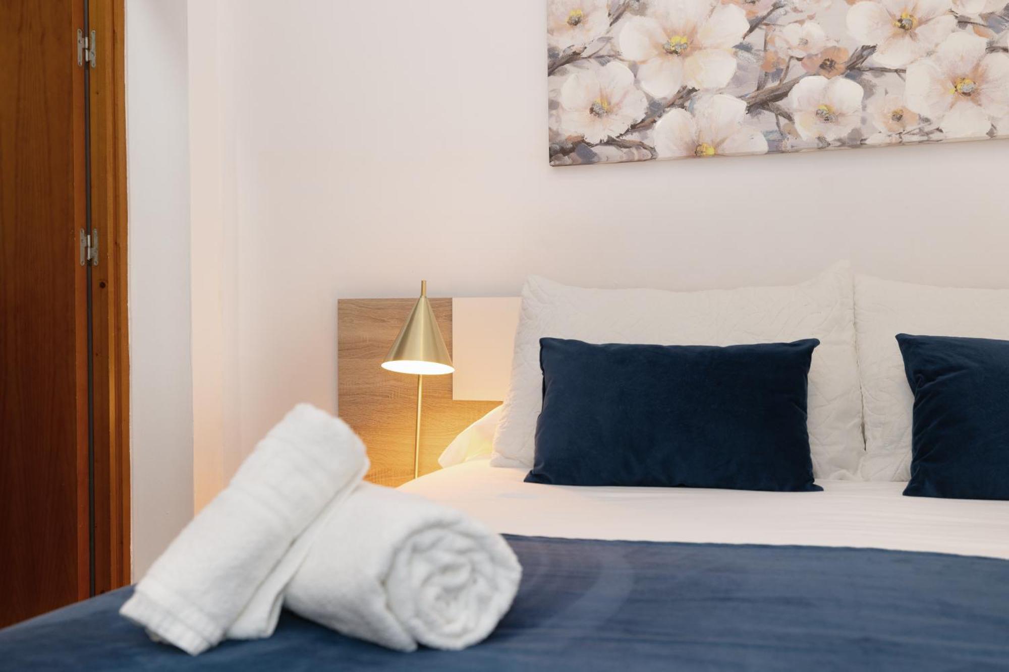 Apartamentos Trianasol Séville Extérieur photo