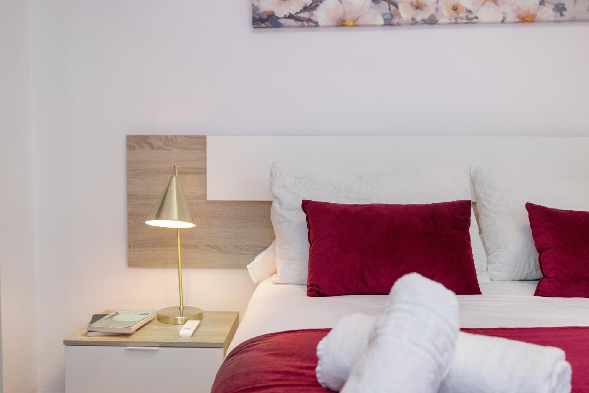 Apartamentos Trianasol Séville Extérieur photo